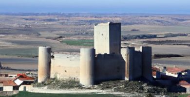 Castillo de peñafiel visitas