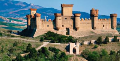 Dormir en un castillo en españa